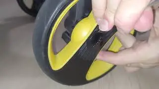 Replacing Doona Wheel Set with Star / T25 Screws