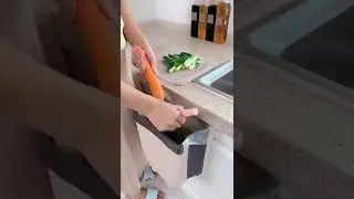 Hanging Trash Bin