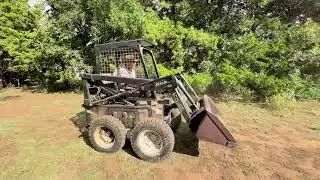 Bobcat M-610 Skid Steer