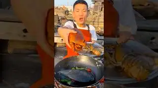 A Fisherman Enjoys a Delicious Seafood Feast. #shortvideo #seafood #eatingshow #asmreating