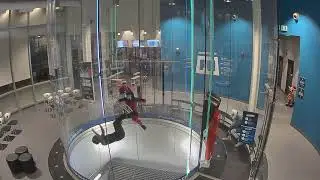 Sit flying practice in the wind tunnel
