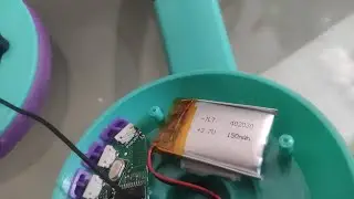 Replace headphones battery from 150mAH to 500mAH
