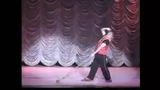 Eduardo Akopian Clown