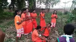 Baba ke buti ha ee pila bhuia bicha ke bora