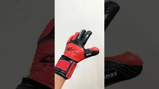 EEPRO Dmax : German Supersoft Latex 4mm. #goalkeeper #gloves #sports #latex #football