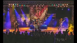 JFK Live playing Everlong by Foo Fighters
