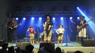 Estev&atilde;o Guedes Gaiteiro e a Piazada, Os Serranos
