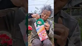 Poor old man opened Baby Three's pocket p69 - @Taphoa2025