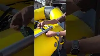 The correct way to strap a frame onto a raft!