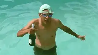Mc Jonny Blaze - Longe do Decl&iacute;nio