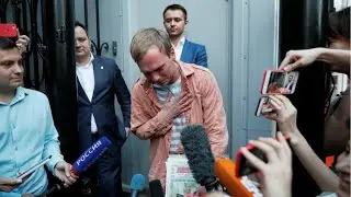 Russian police drop drug charges against investigative reporter