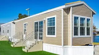 Absolutely Stunning Palm Bay 2622B Park Model RV