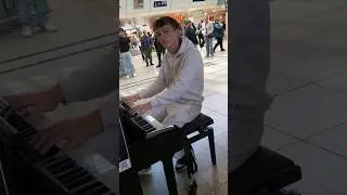 Bahnhof Hannover #Musik #