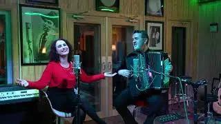 Merita Halili & Raif Hyseni - Fërfëlloj thëllënza n'ujë