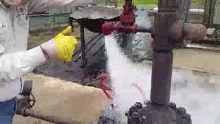 ENHANCED OIL RECOVERY:  Surfactant Foam _ Heavy Oil.