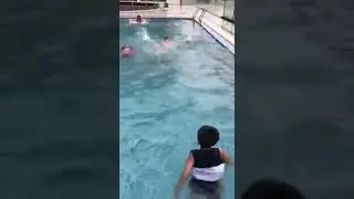 Momo in swimming pool(5)
