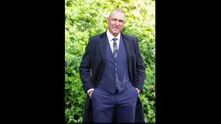 Lock Stock and Two Smoking Barrels  Big Chris goes to Hatchet Harrys office