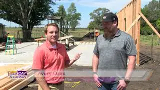 Detached Garage Mulvane: Good Day Kansas Oversized 2-Car Shop Framing Tour