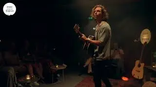 Dion Cooper - Know (Songfestival 2023) Live @ Music around the fireplace