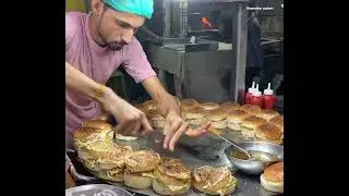 Street Style Bun Kabab | Famous Karachi Bun Kabab Recipe | Desi Street Food