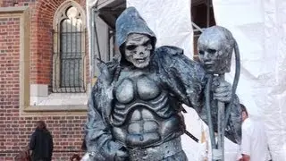 Grim Reaper Living Statue Artist