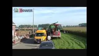 Hovertrack 4x4 met silagewagen, veldhuizen