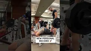 EPIC BENCH PRESS COMPETITION #benchpress #chestday #gymmotivation