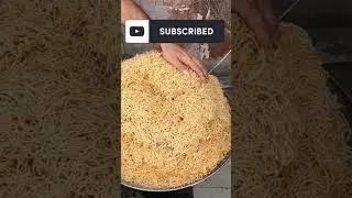 Aise banti hai world famous bikaneri bhujia 😋😋😮 #shorts #ytshorts