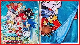 Cozy Up with a High-Quality Anime Throw Blanket Every Fan Will Love