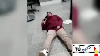 Perdi&oacute;⏱ su vuelo 🛫me voy a morir 🤣🤣