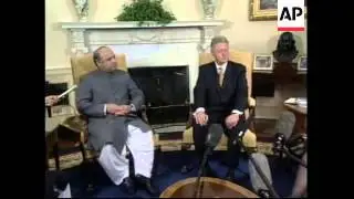 USA: PAKISTANI PRIME MINISTER VISITS THE WHITE HOUSE