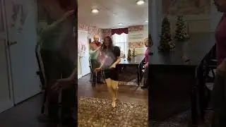 Merry Christmas with Heather Rae the WOO Girl!!!