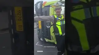 Truk Terguling di Tanjakan Tol Tembalang, Kemacetan Panjang Terjadi Pagi Ini