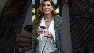 Kate Walsh Having Breakfast With Family