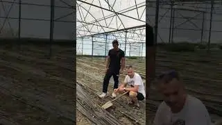 Пробы грунта у агронома #organicfarming #кубанамаркет #производство #фабрика #томатныйсок #farming