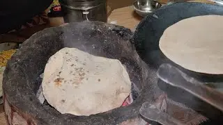 Ye mummy ne kis par roti bna di 🤣