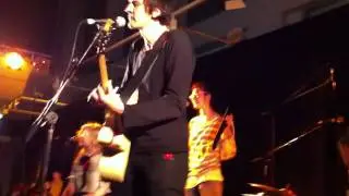 dust covered carpet / pretty things happen @ popfest wien 2011