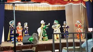 നിറഞ്ഞസദസ്സിൽ 