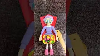 Skittles for greedy Granny #shorts #asmr #viral #satis
