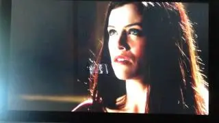 Arrow S1E07 - Oliver and Helena kidnapped by mob