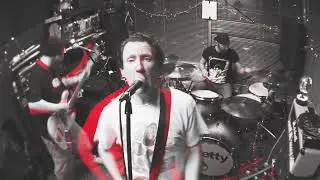 PRETTY - Broken Animal