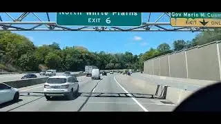 Central Westchester Parkway, New York l US l Winding beauty of road.