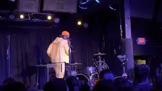 Travie McCoy (Gym Class Heroes) w/ All time low Ottobar Baltimore live 8