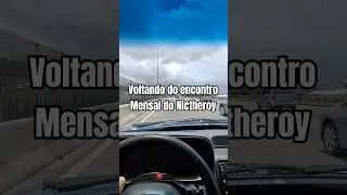 volta pra casa, a chuva nos pegou pelo caminho.