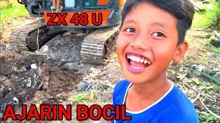 ANAK KECIL BELAJAR !!! AJARIN BOCIL perumahan operasikan BEKO kecil HITACHI excavator ZaXis 48 U