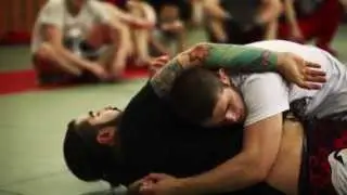 ЧЛЕН КОМАНДЫ OCTAGON SPORT TV, ИВАН-ВЕС 110 КГ!ПРОВЕРЯЕТ НА ПРОЧНОСТЬ ХАБИБА НУРМАГОМЕДОВА
