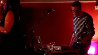Cartwall - Frankie LIVE