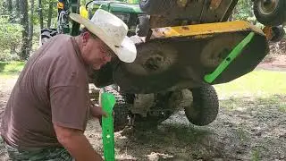 8TEN LAWNMOWER BLADE INSTALL!!! #farmlife #ranchlife #blade #8TEN #lawnmower #install #cubcadet