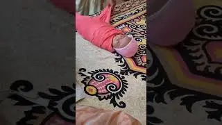 how to swaddle a baby