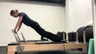 Front Facing: Knees Driving the Carriage Hover & Hold